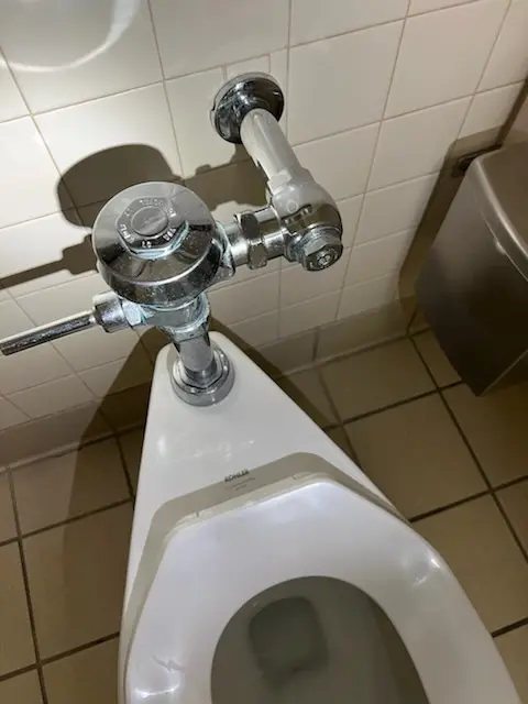 Fixture installation and repair for Pipe Repair in East Side